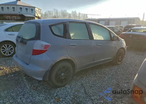2010 Honda Fit from USA, damaged, VIN JHMGE8G28AC009985